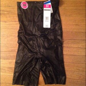 Maidenform Black Shapewear Shorts